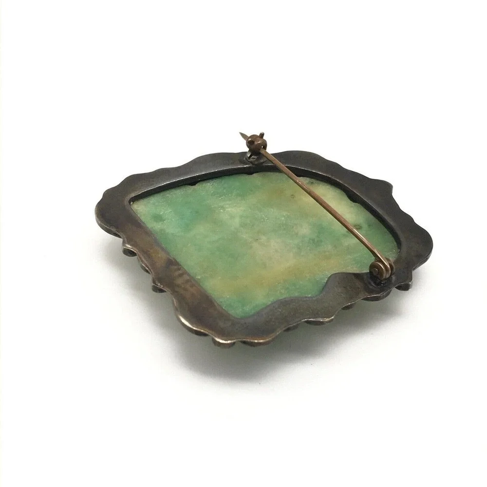 Estate tested brooch free
